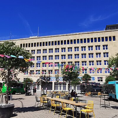 Gastronomie-Ausschreibung Berlin: Sommergarten am THF TOWER