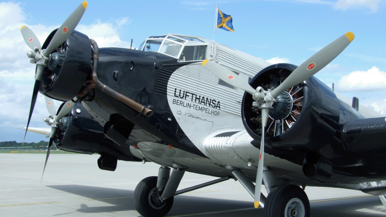 Flüge ins Exil. Die Lufthansa und die Flucht vor dem Nationalsozialismus
