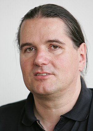 Portraitfoto von Pavel Mayer