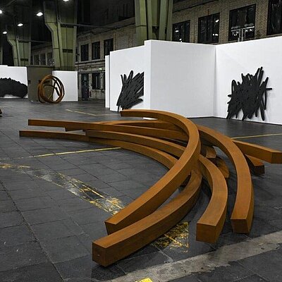 Retrospektive "Bernar Venet, 1961-2021." eröffnet