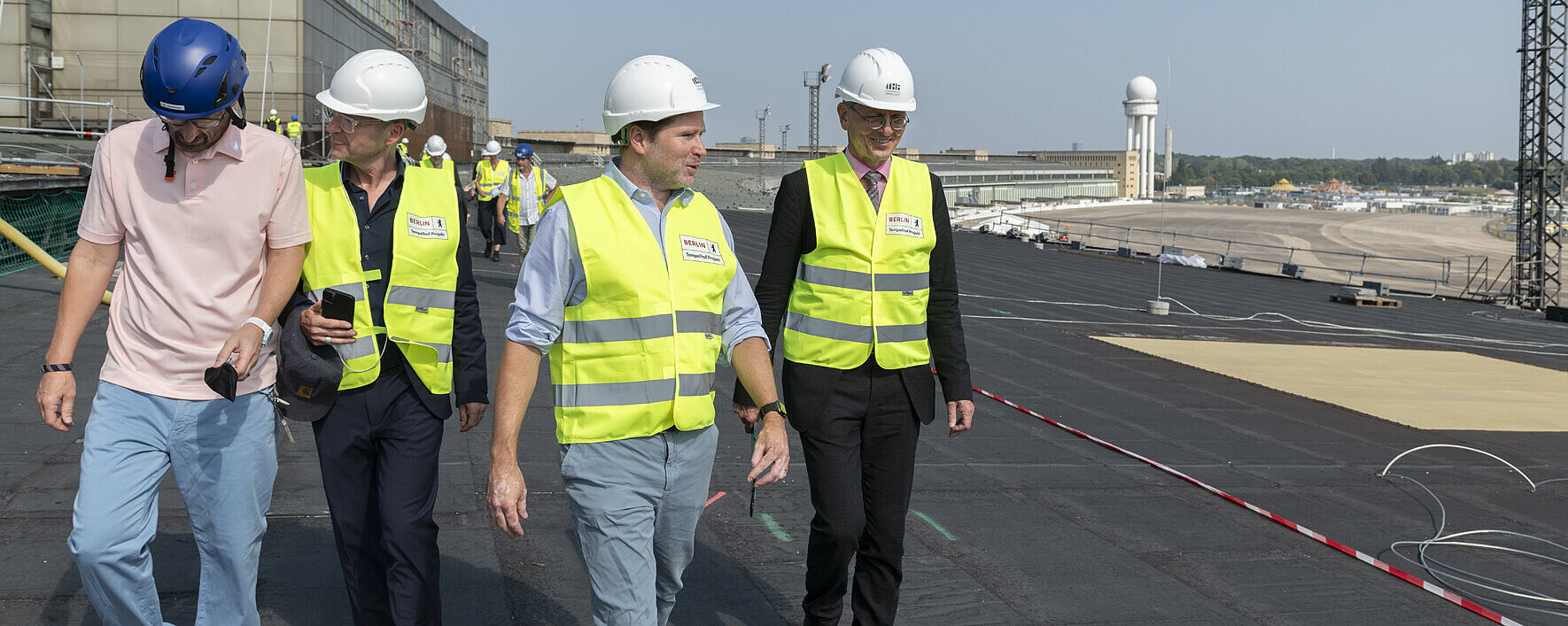 [Translate to English:] 